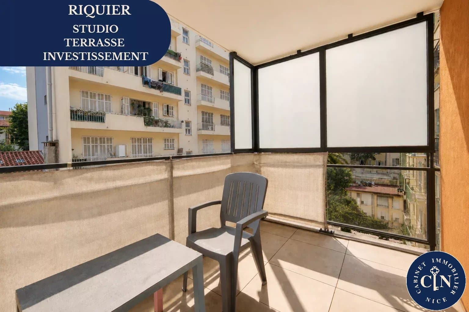 Studio 26 m² - Terrasse couverte plein sud - Le Port