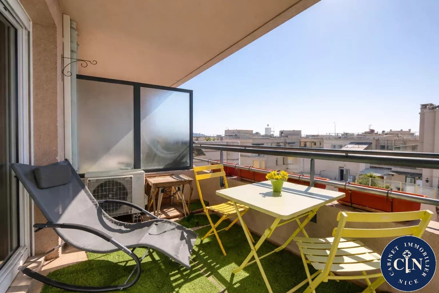 5 pièces 92 m² - Terrasse sud dernier étage - Gambetta -,possibilité garage en plus