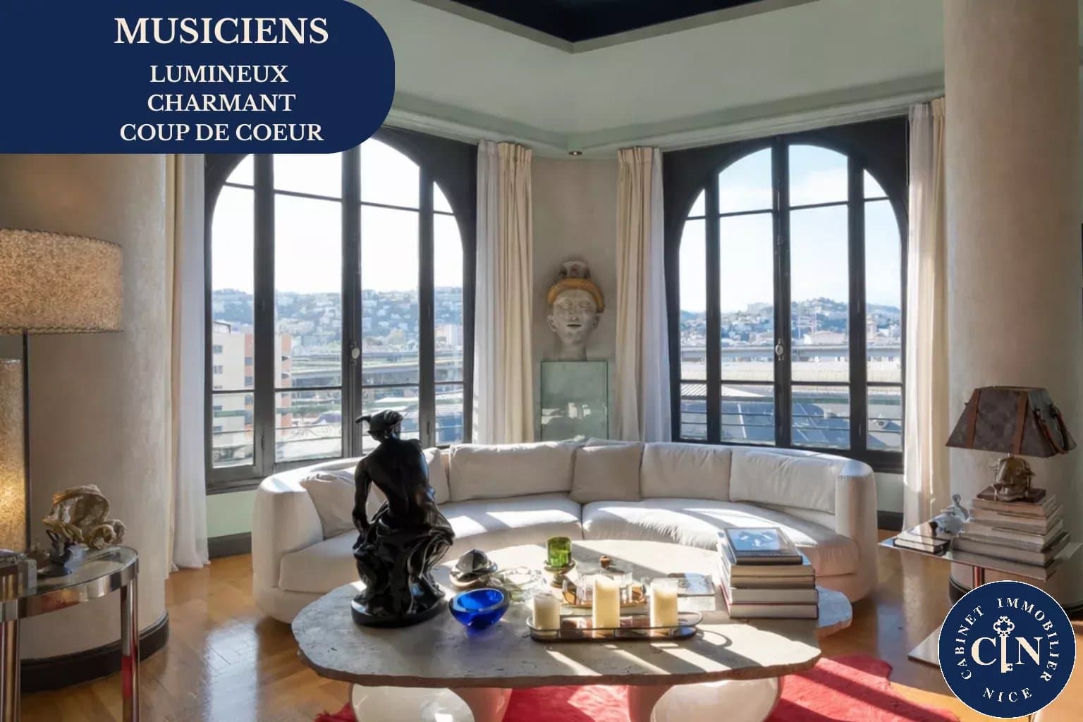 2 pièces 77 m² - Atypique - Vue dégagée sur les collines - Musiciens